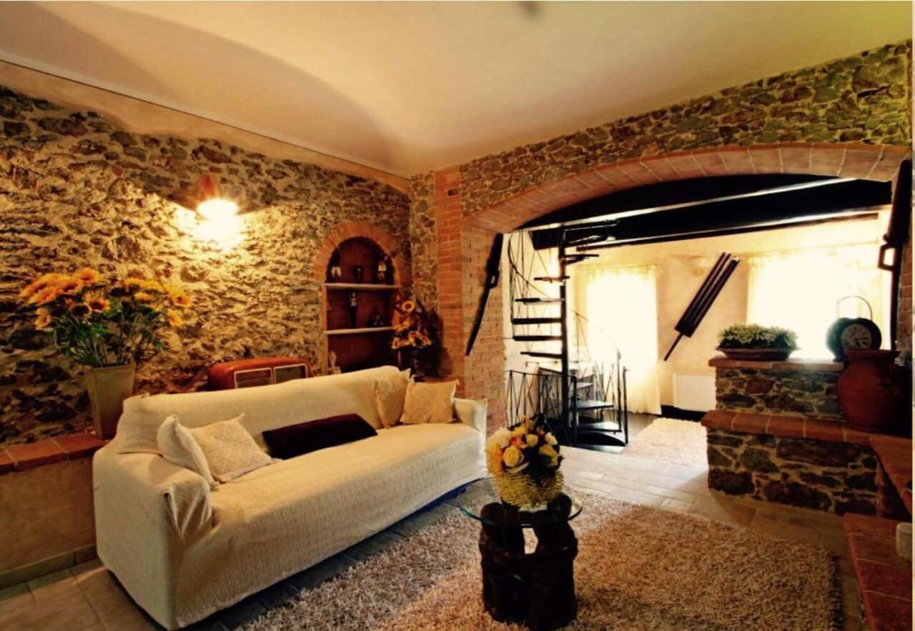 Il Piccolo Paradiso Seravezza Buitenkant foto