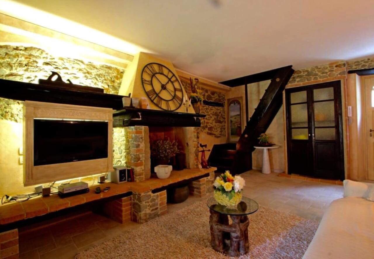 Il Piccolo Paradiso Seravezza Buitenkant foto